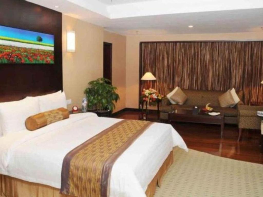 Qingdao Blue Horizon Hotel Laoshan Екстериор снимка