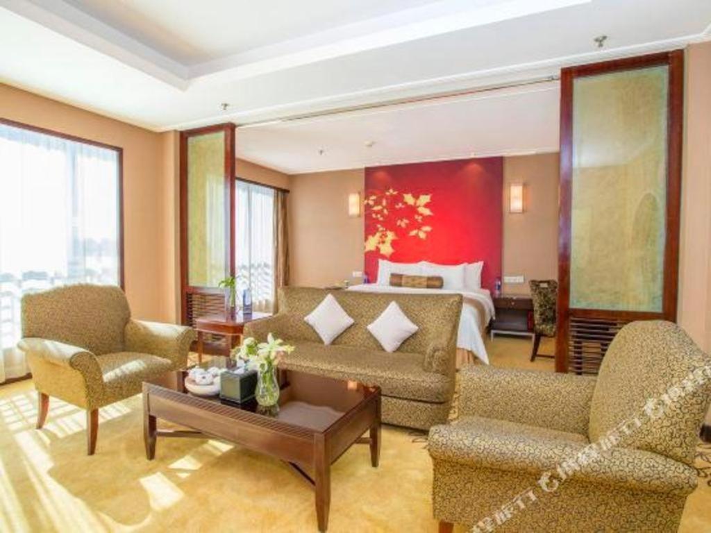 Qingdao Blue Horizon Hotel Laoshan Екстериор снимка
