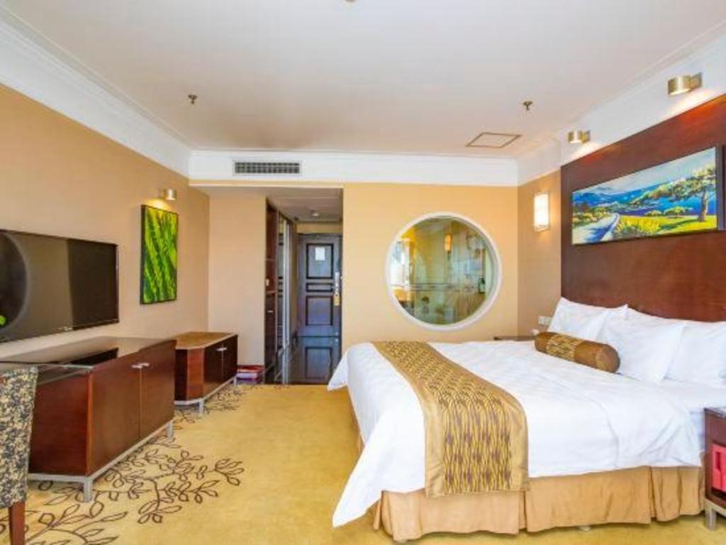 Qingdao Blue Horizon Hotel Laoshan Екстериор снимка