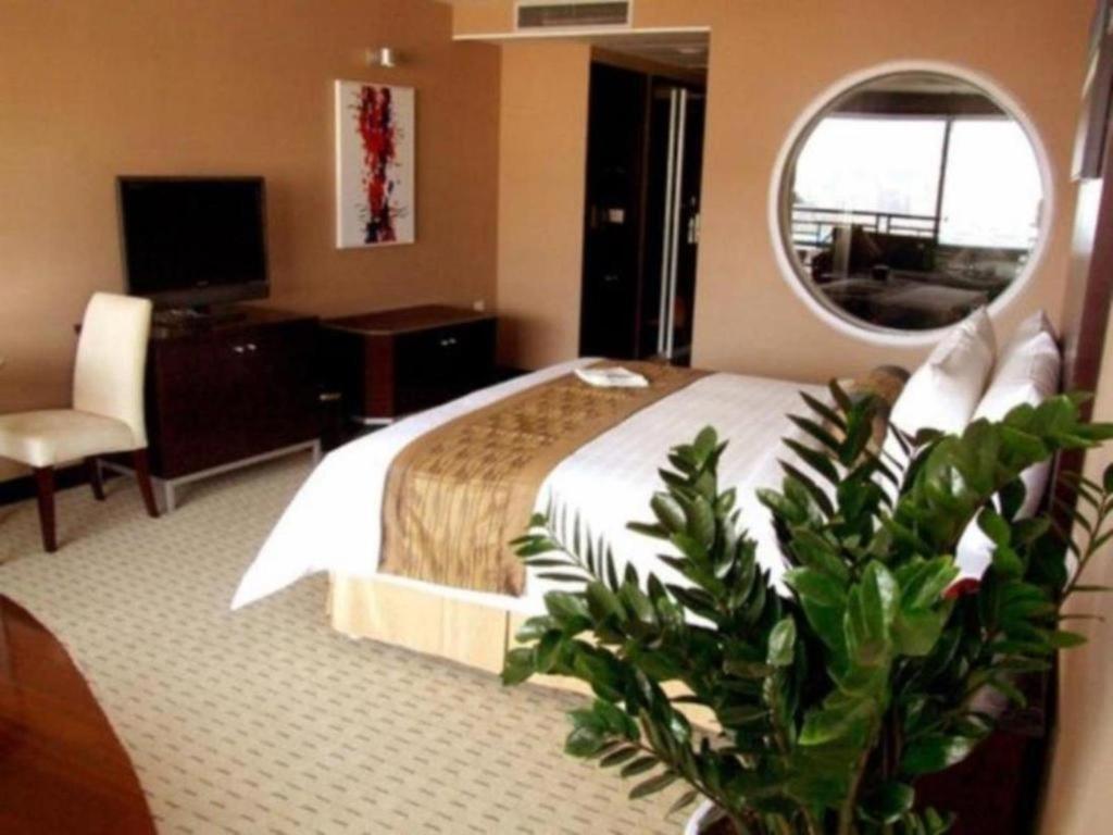 Qingdao Blue Horizon Hotel Laoshan Екстериор снимка